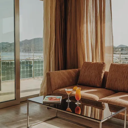 Aguas De Ibiza Grand Luxe - Small Luxury Of The World ホテル 5*