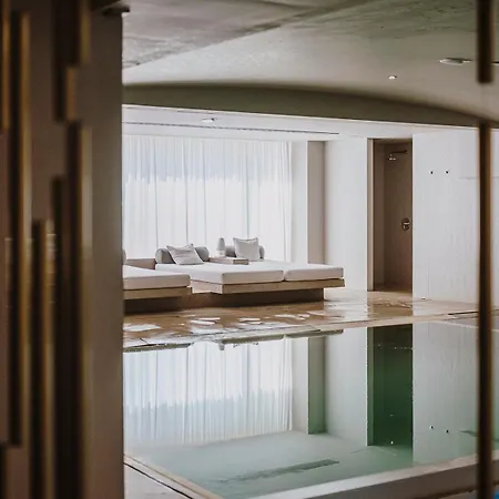 ホテル Aguas De Ibiza Grand Luxe - Small Luxury Of The World サンタ・エウラリア・デス・リウ